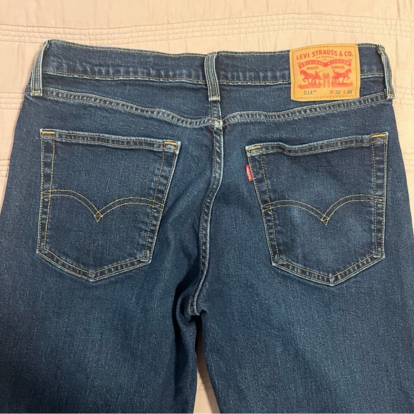 Levi's Men's 514 Straight Fit Dark Blue Jeans - Picture 5 of 7